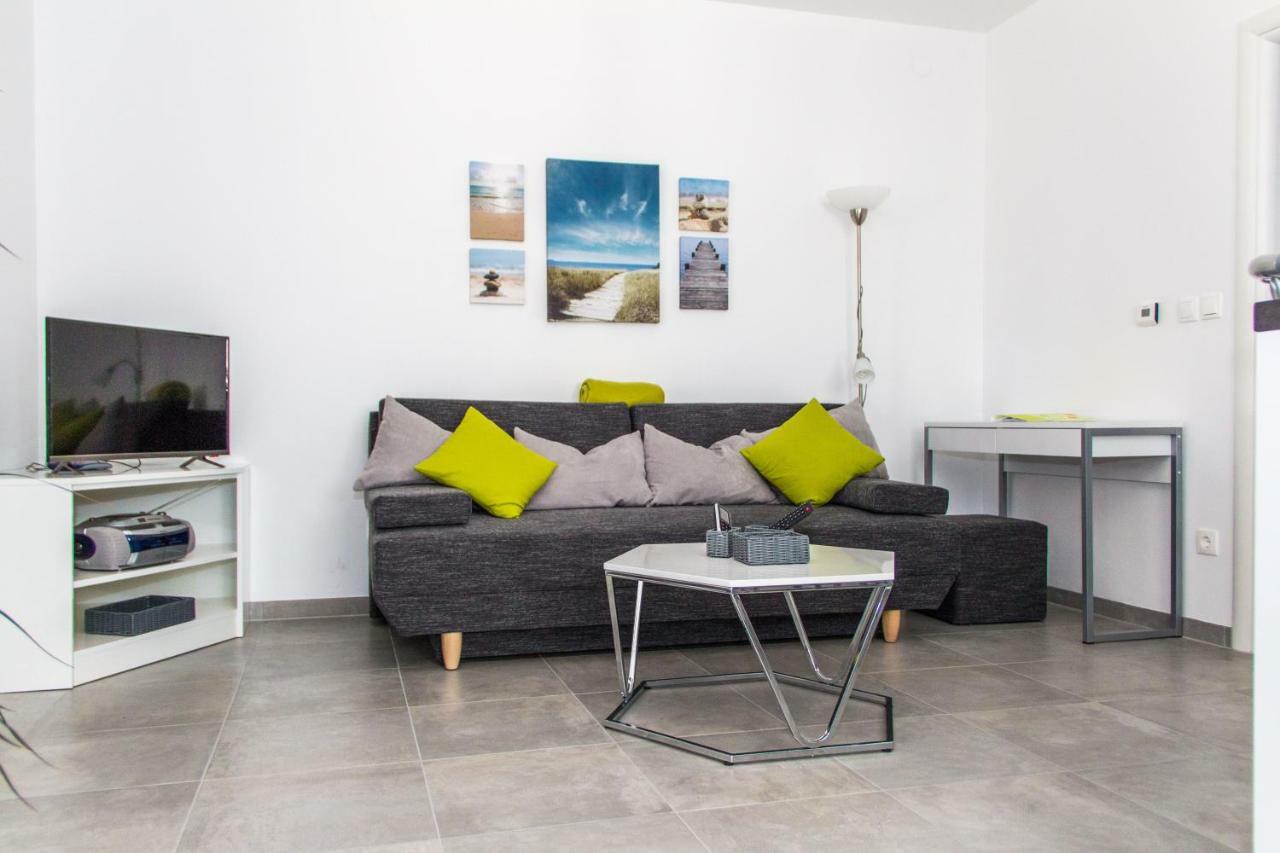 Apartmani Zoric Пунат Екстериор снимка