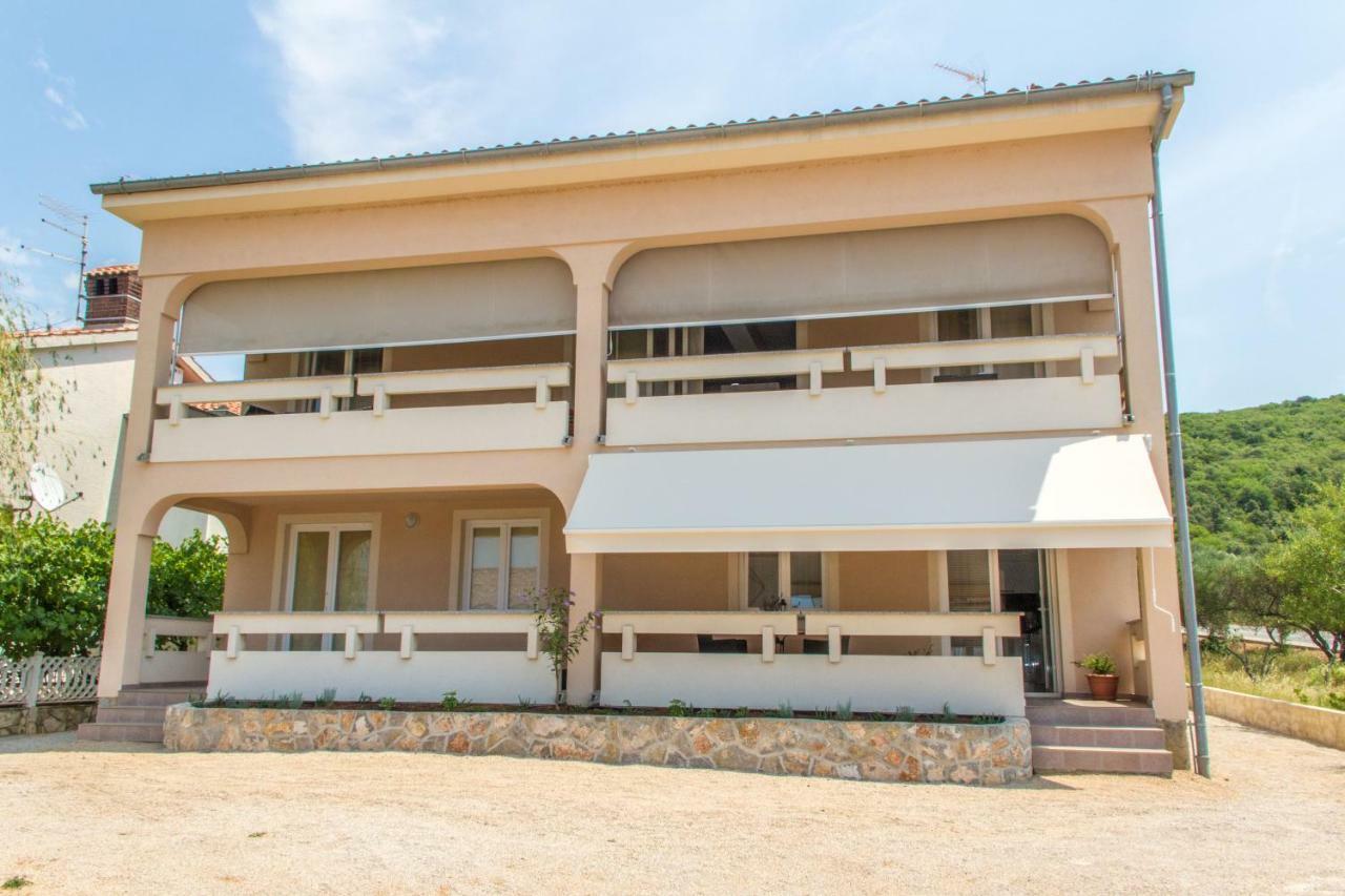 Apartmani Zoric Пунат Екстериор снимка