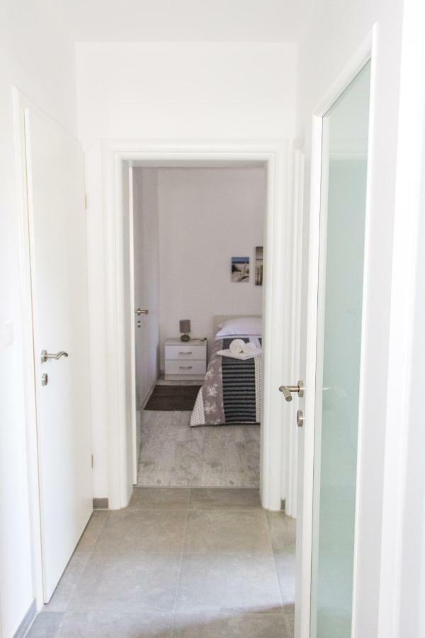 Apartmani Zoric Пунат Екстериор снимка