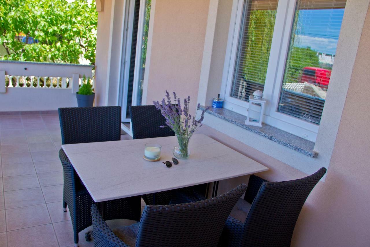 Apartmani Zoric Пунат Екстериор снимка