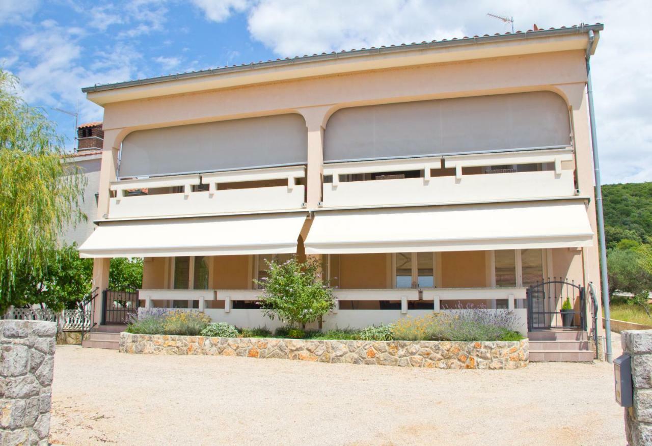 Apartmani Zoric Пунат Екстериор снимка